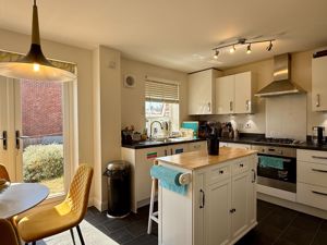 Kitchen- click for photo gallery